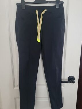 Medelita Black Medical Scrub Pants